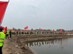 为 有效 应对 汛期有可能的 突发事件 、 提高现场人员消防安全应急能力 ，确保施工人员人身和财产安全 ， 5月10日，金堤河水源保障综合提升工程（二期）（以下简称金堤河清淤工程